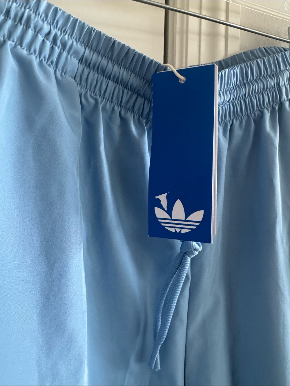 ADIDAS ADICOLOR FIREBIRD OVERSIZED TRACK PANTS NWT - Picture 7 of 8